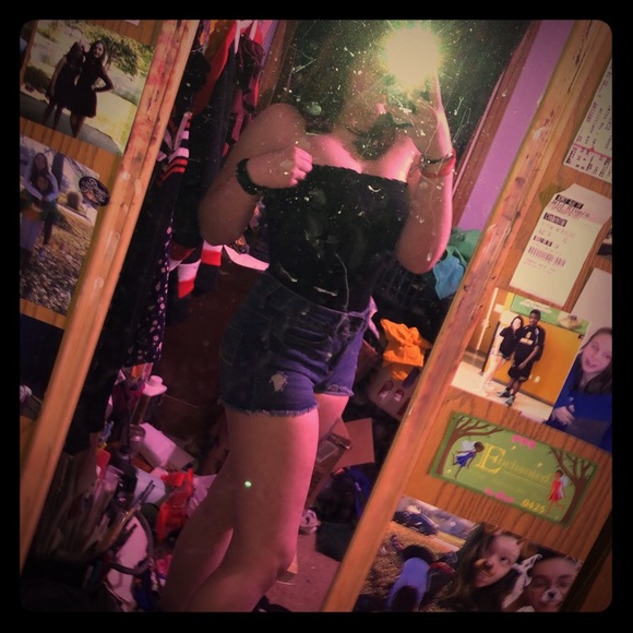 Meet your Posher, Alex - Picture 1 of 1